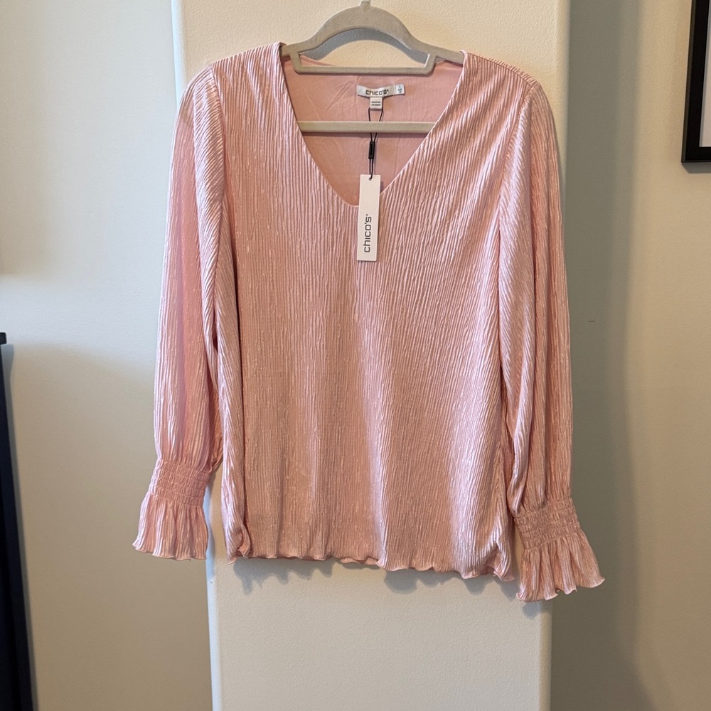 Chico's Light Pink Pleated V-Neck Long Sleeve Blouse